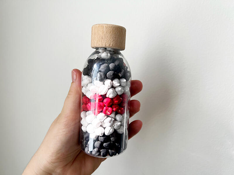 dárky pro miminko - DIY senzorická lahvička