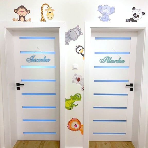 INSPIO dětské samolepky na zeď - Zvířátka ze ZOO kolem dveří N.2 - 9 ks od 14 do 29 cm doleva (obrázek 5)