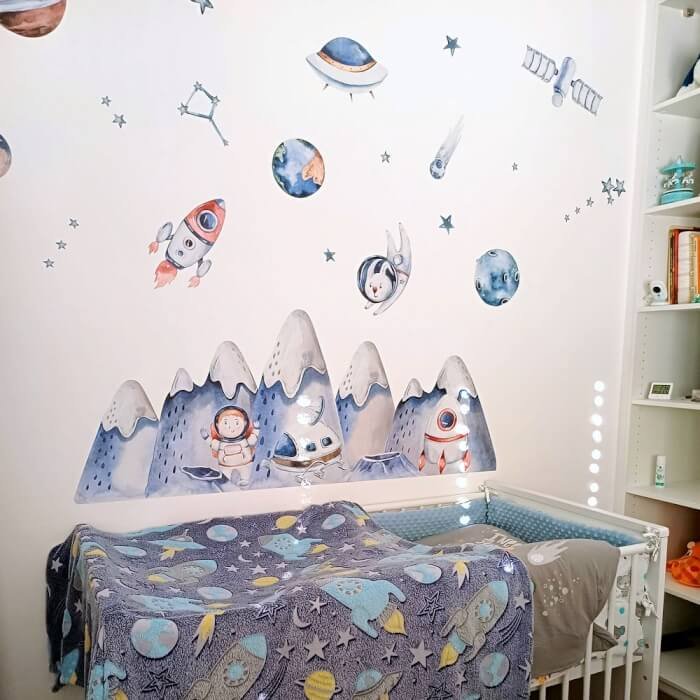 INSPIO dětské samolepky na zeď - Astronauti a vesmír pro kluky N.2. Kopce 57x129cm + doplňky (obrázek 3)