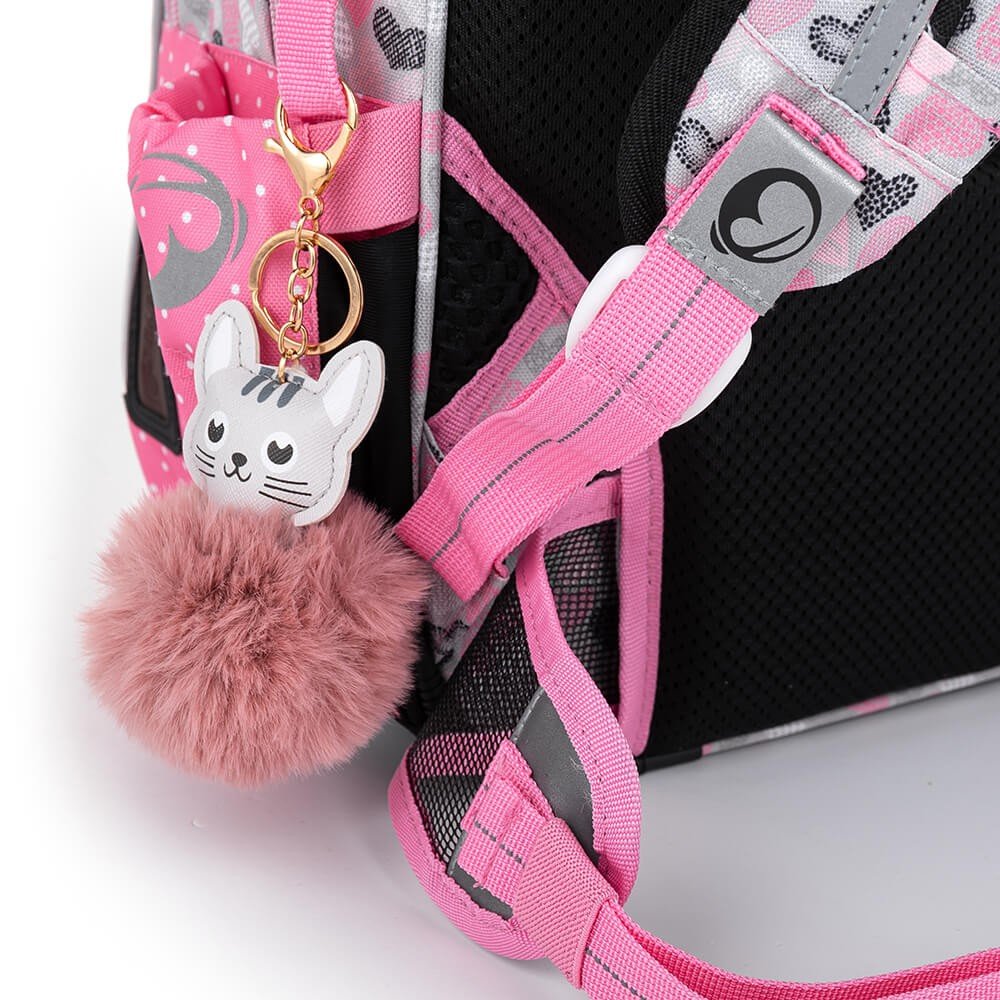 Bagmaster LUMI 22 A školní batoh - bílá kočka s mašlí (obrázek 16)