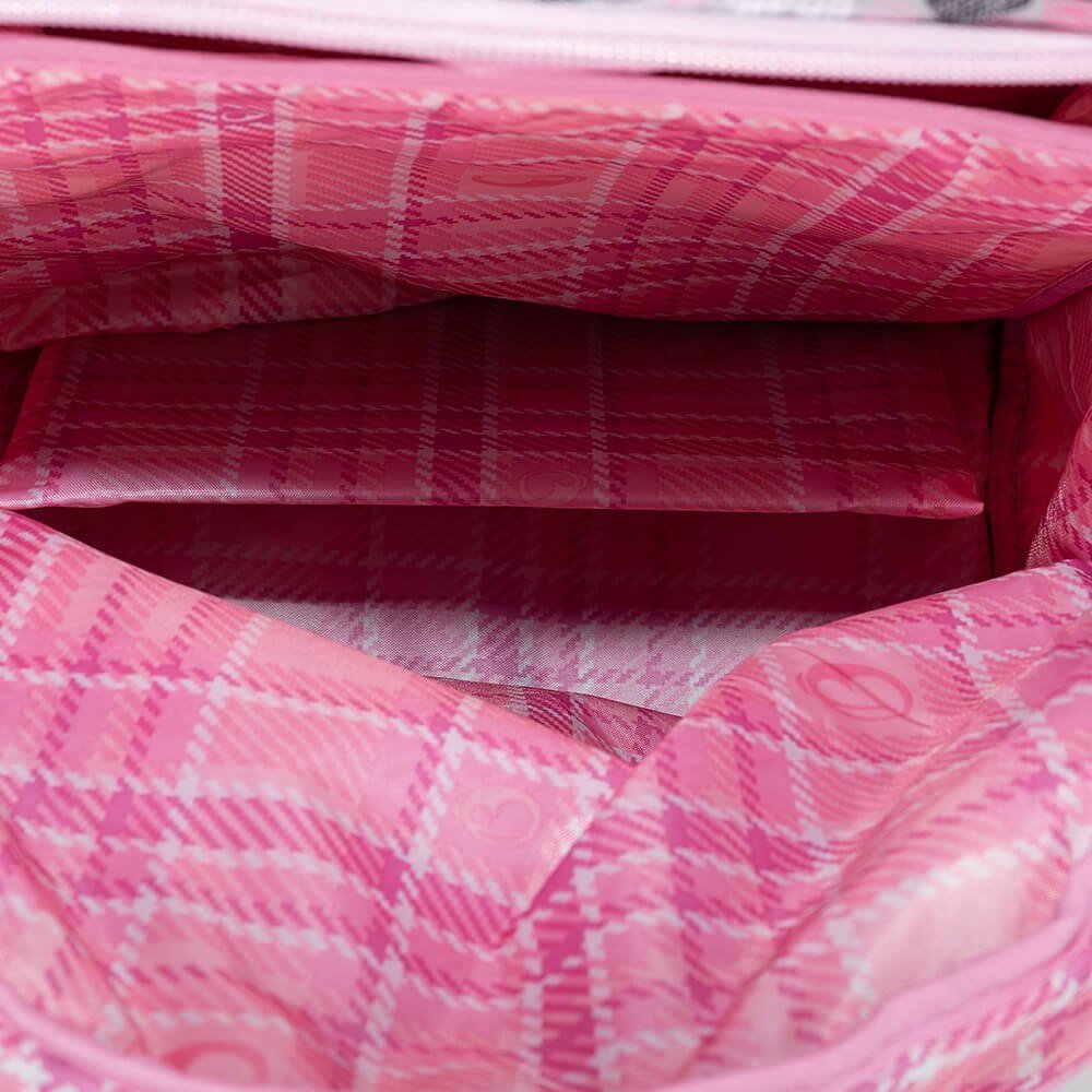 Bagmaster LUMI 22 A školní batoh - bílá kočka s mašlí (obrázek 22)