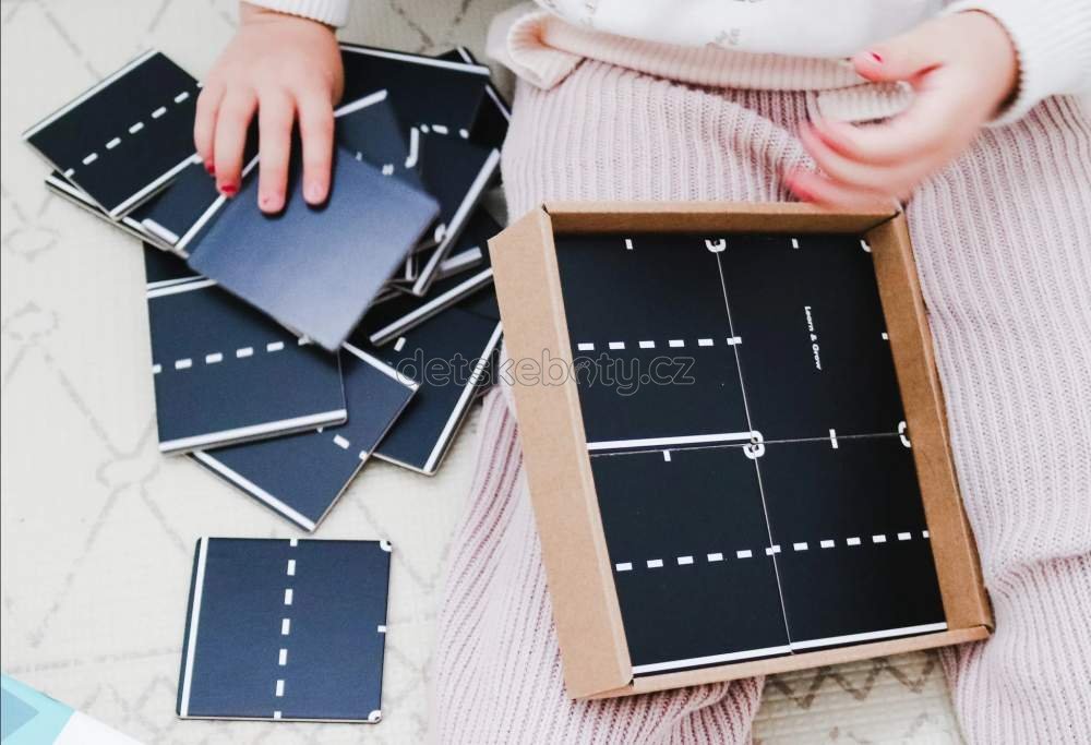 Learn and grow- Magnetické dlaždice Silnice 40 ks (obrázek 6)