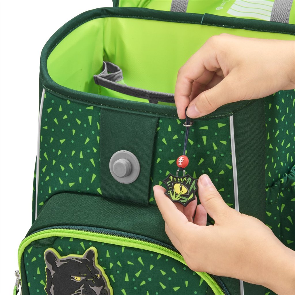 Školní aktovka Step by Step BASIS, Green Graphics - 4 dílný set, AGR certifikát (obrázek 8)